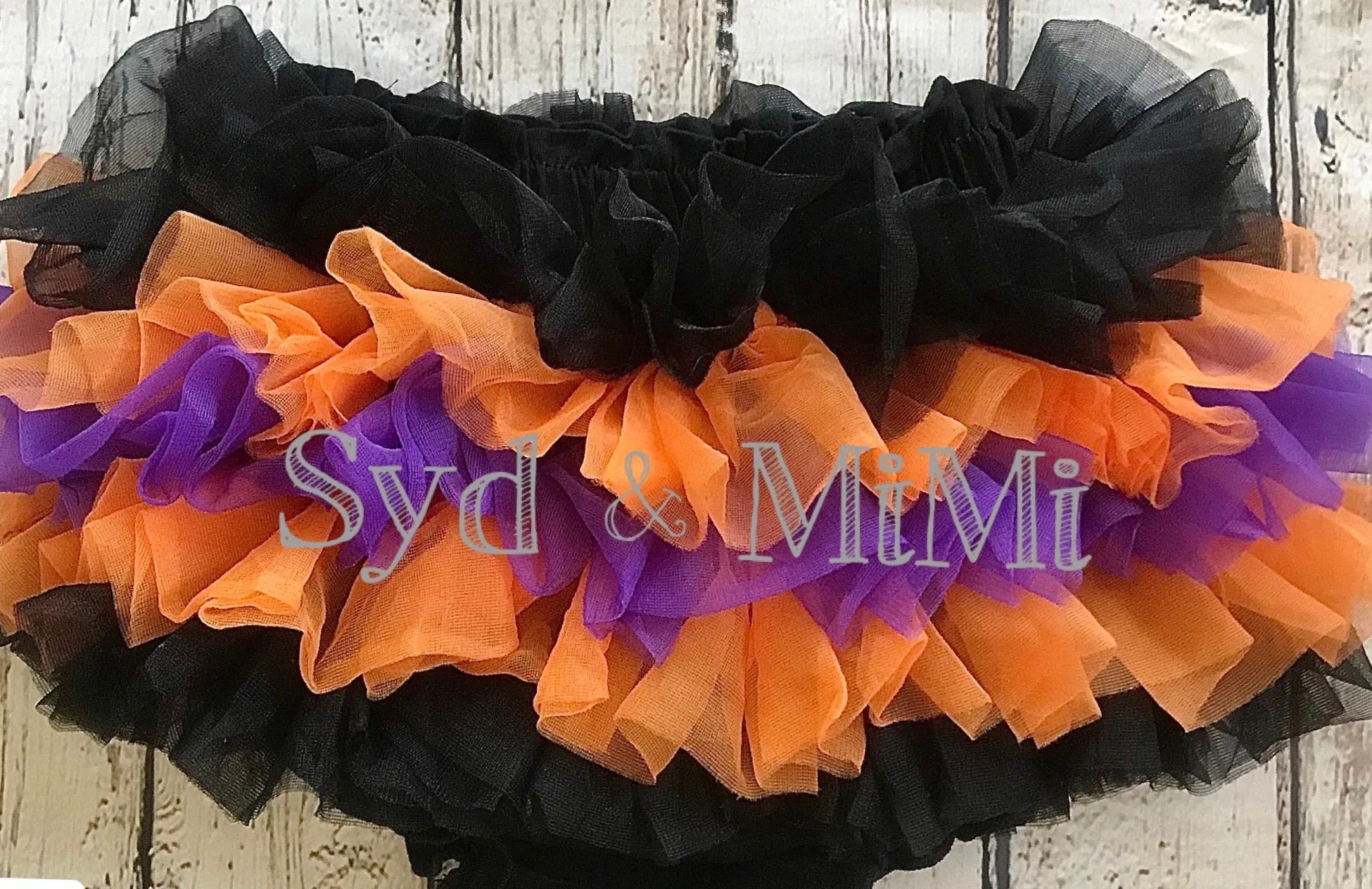1 left! 12/24mo ~ Boujee Bloomers ~ Spooky Vibes